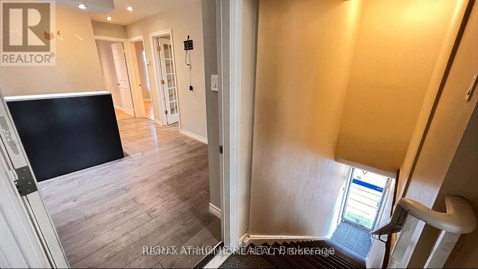 2nd B - 6024 Yonge Street Property Photo 20