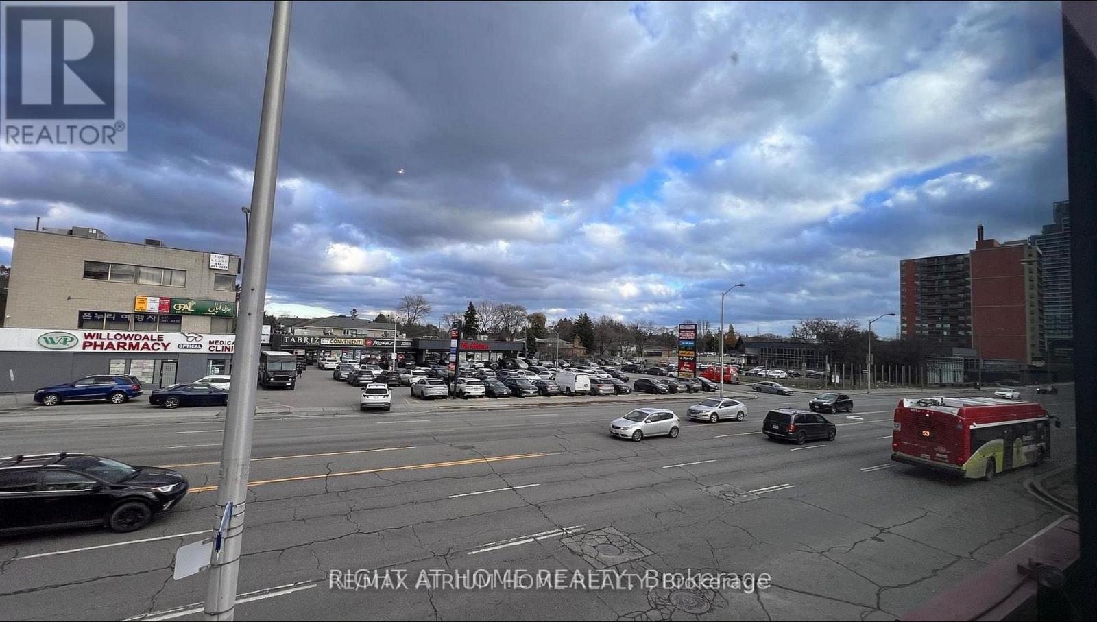 2nd B - 6024 Yonge Street Property Photo 24