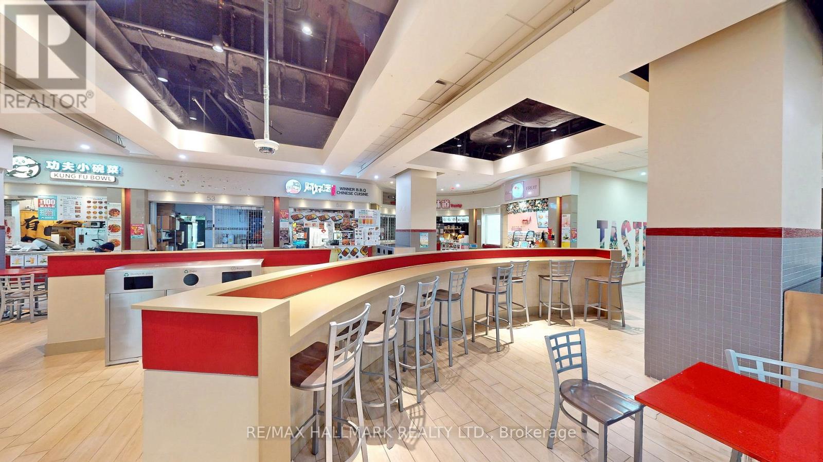 49 - 384 Yonge Street Property Photo 10