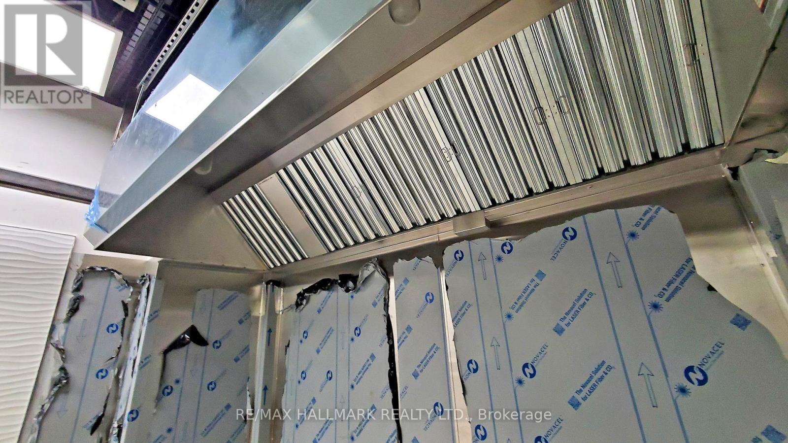 49 - 384 Yonge Street Property Photo 19