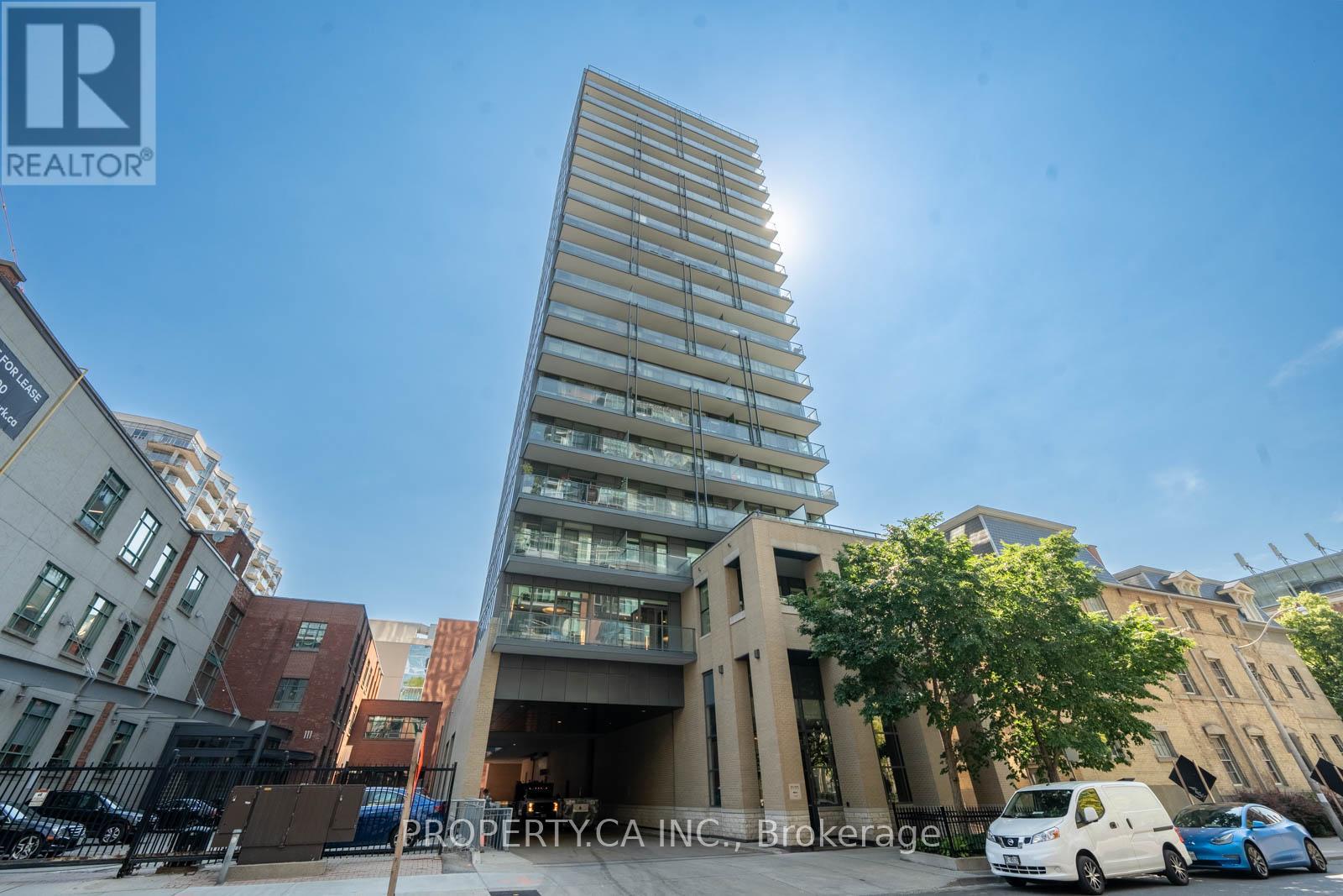 105 George Street #303