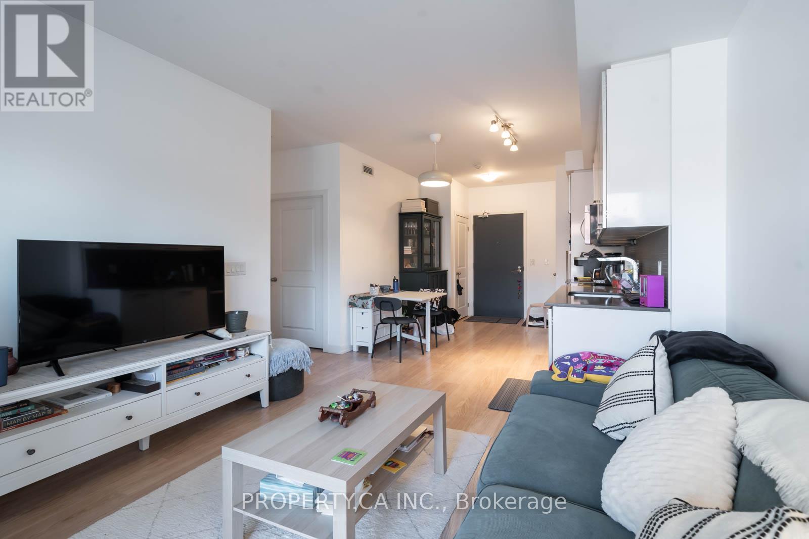 105 George Street #303 Property Photo 12