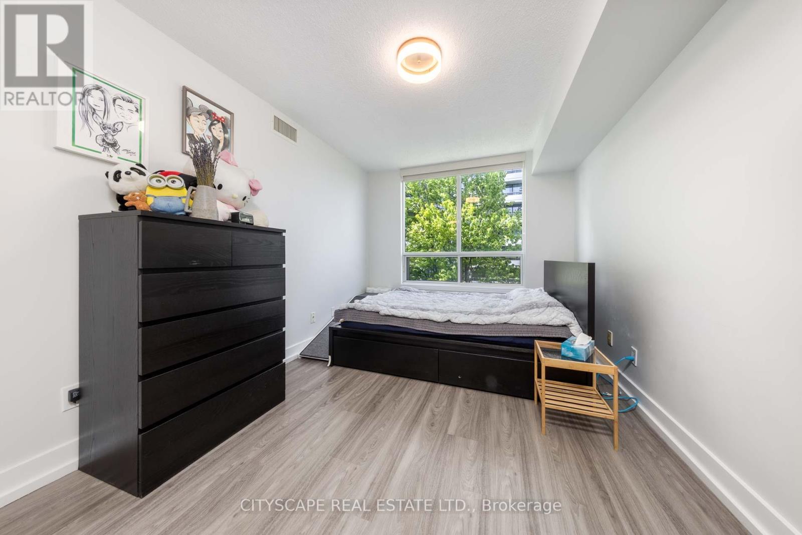 609 - 5940 Yonge Street Property Photo 2