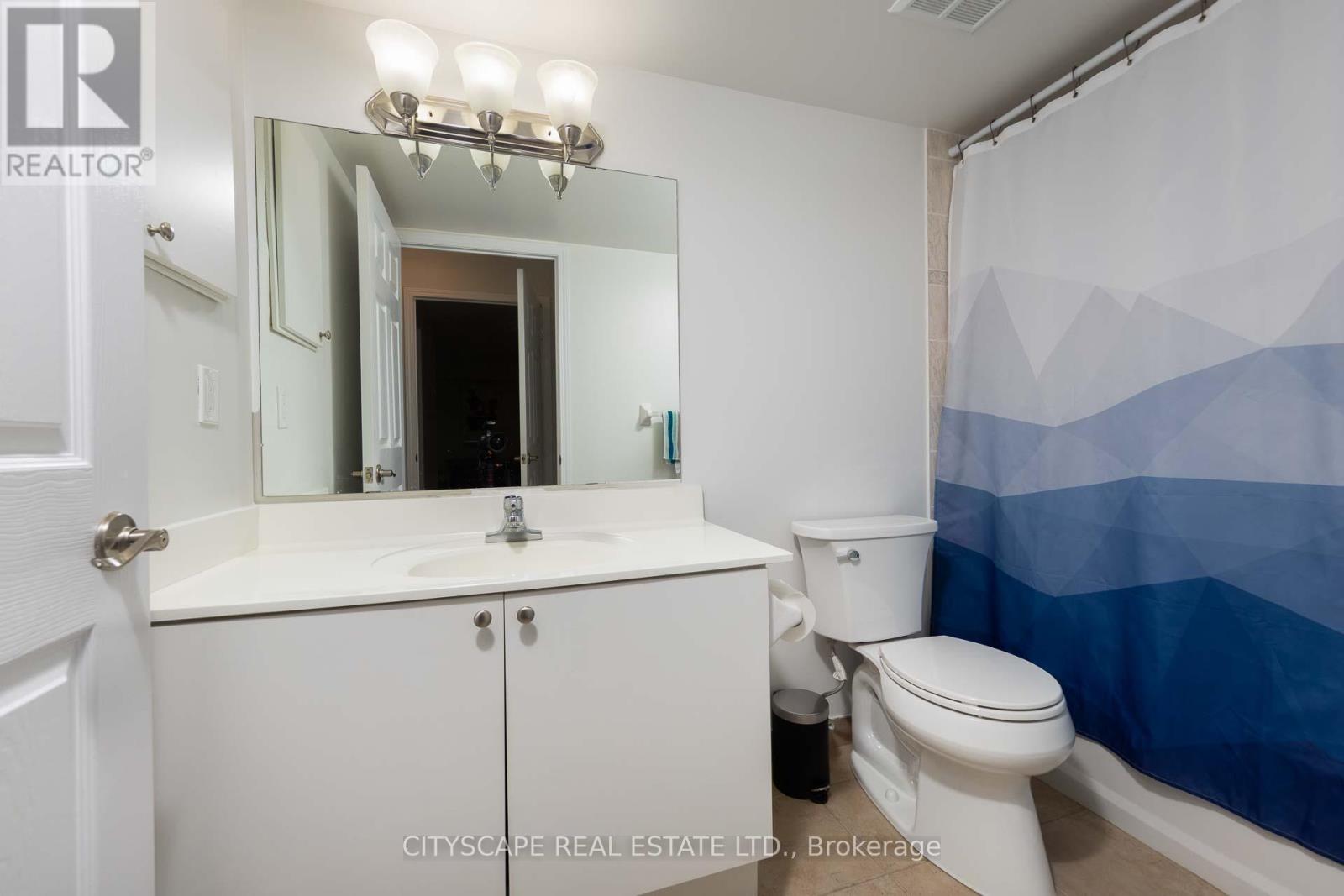 609 - 5940 Yonge Street Property Photo 4