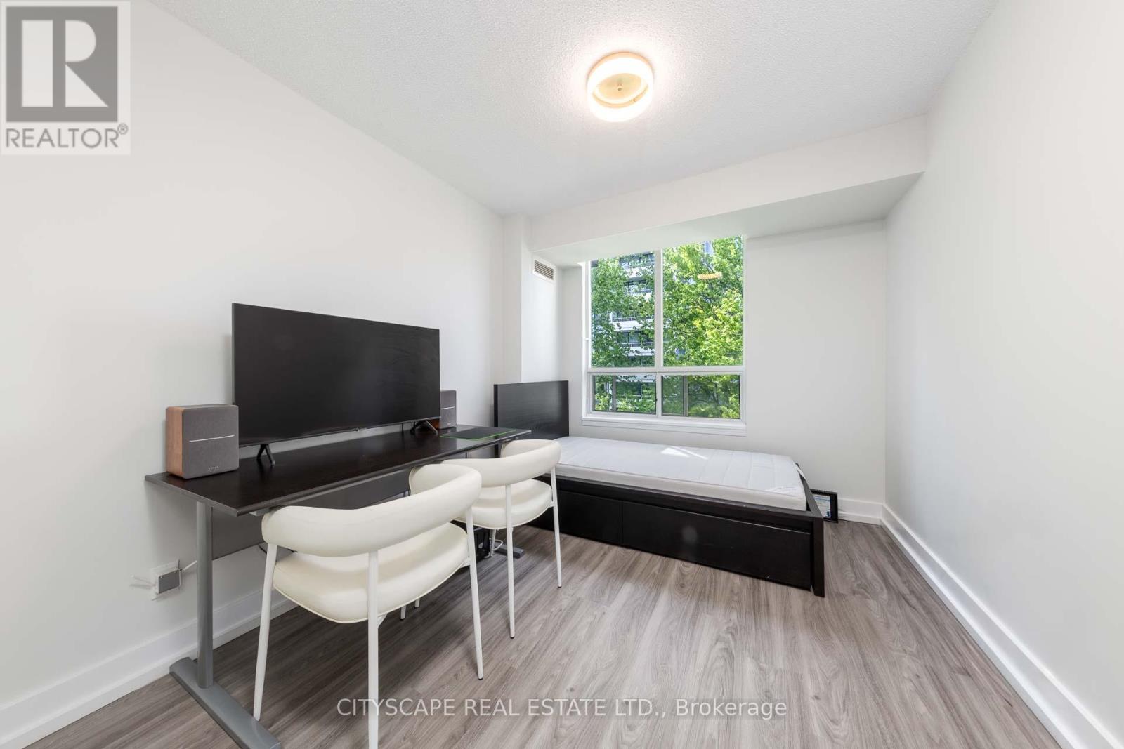 609 - 5940 Yonge Street Property Photo 5