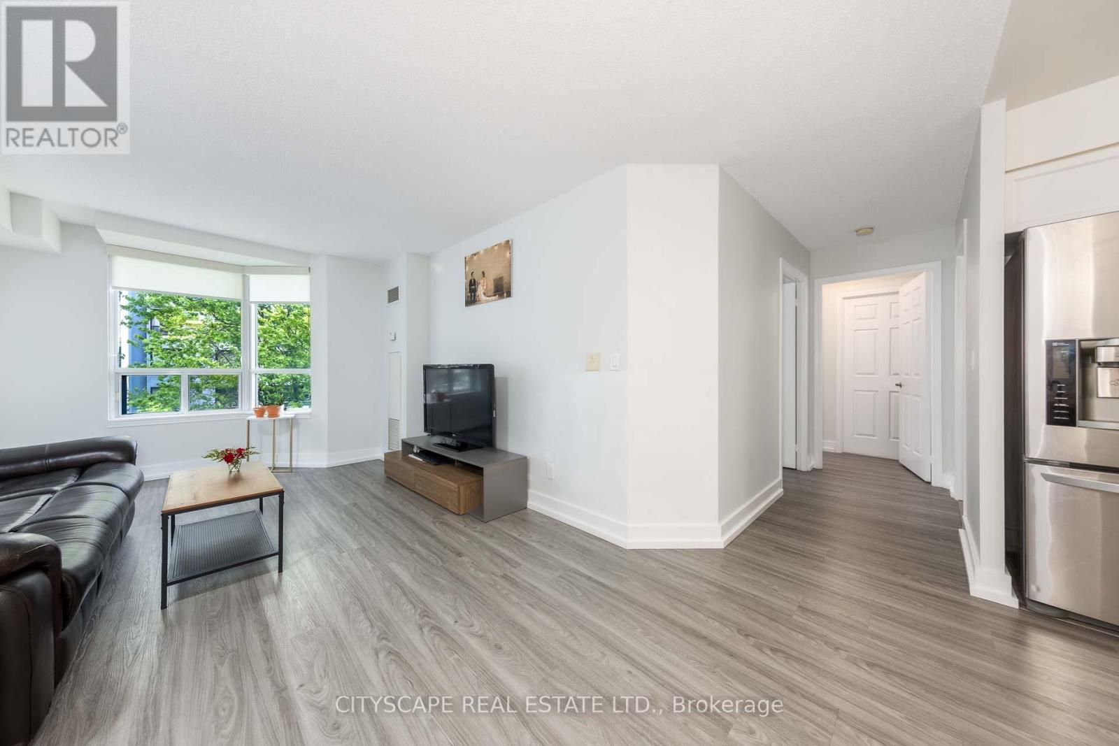 609 - 5940 Yonge Street Property Photo 13