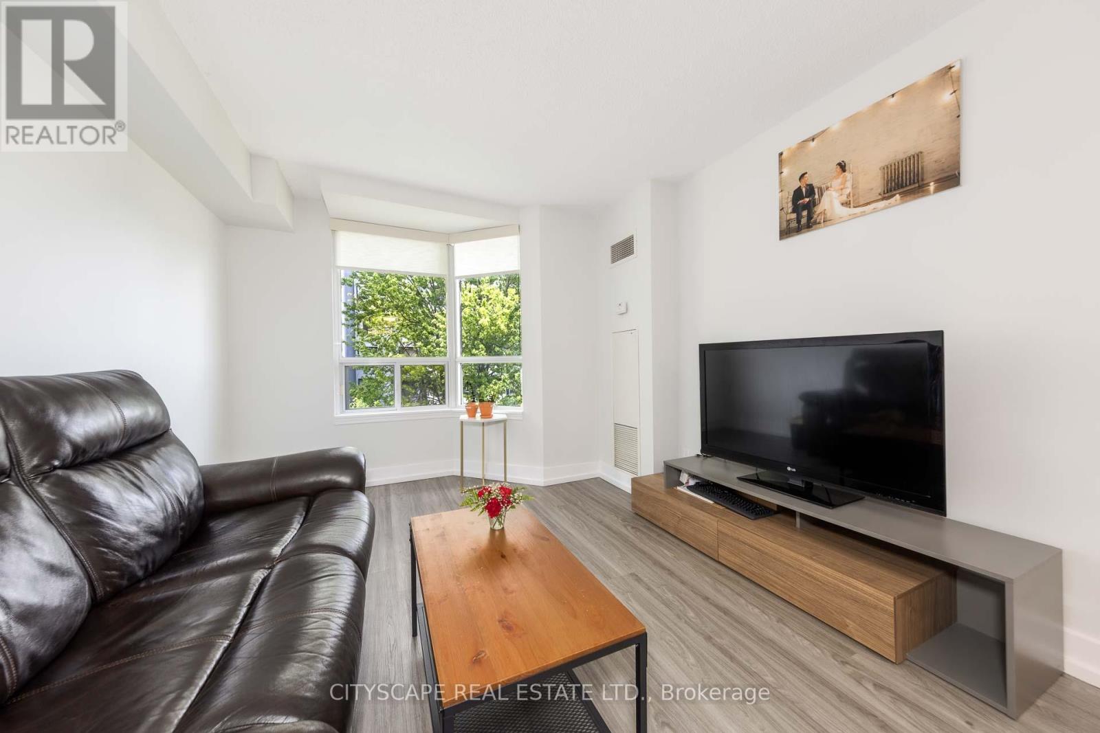 609 - 5940 Yonge Street Property Photo 15