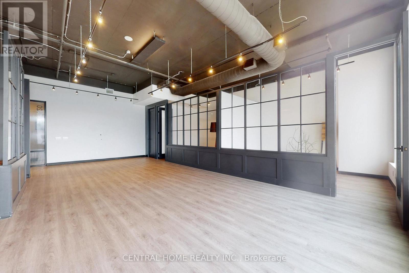 620 - 130 Queens Quay E Property Photo 12