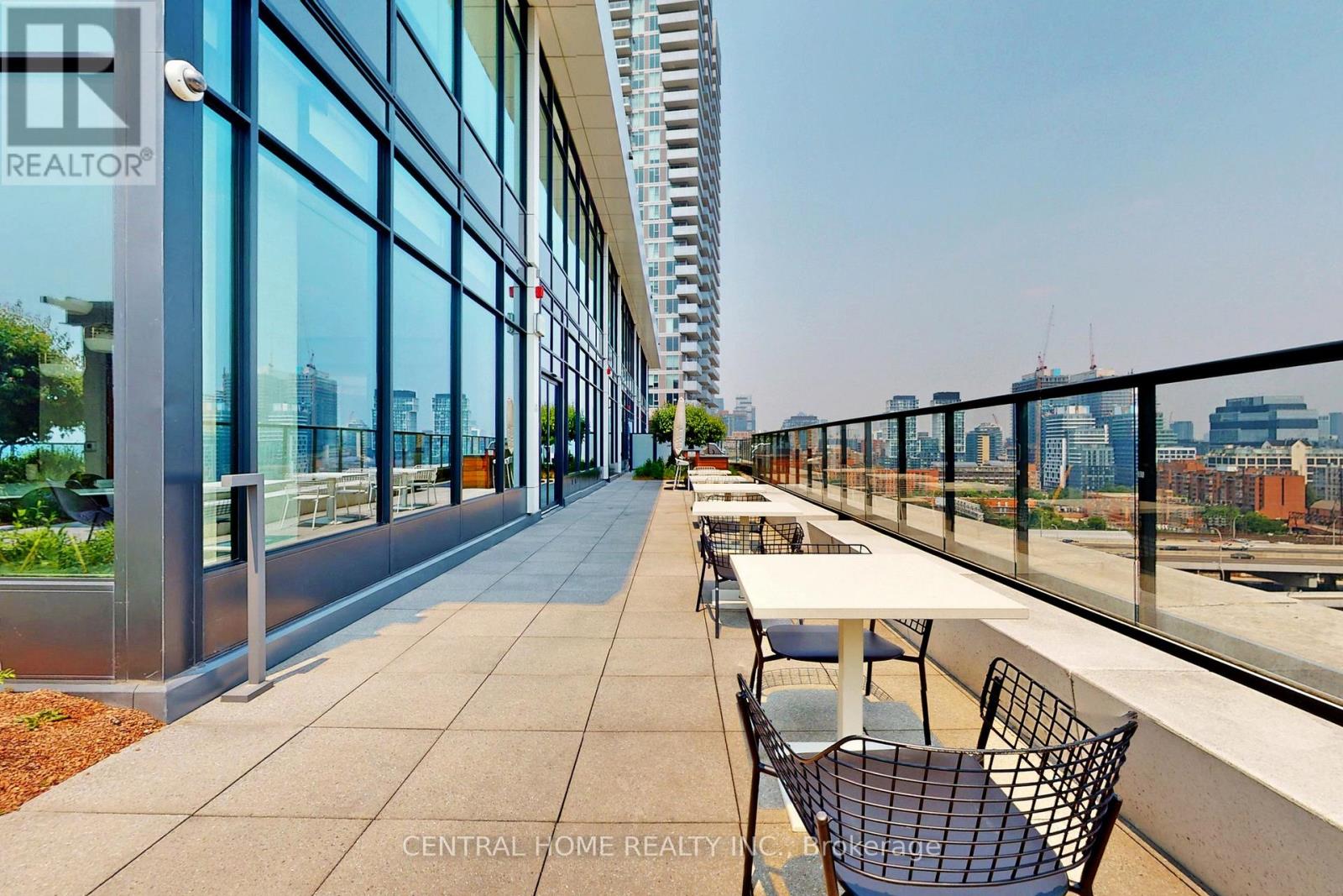 620 - 130 Queens Quay E Property Photo 36