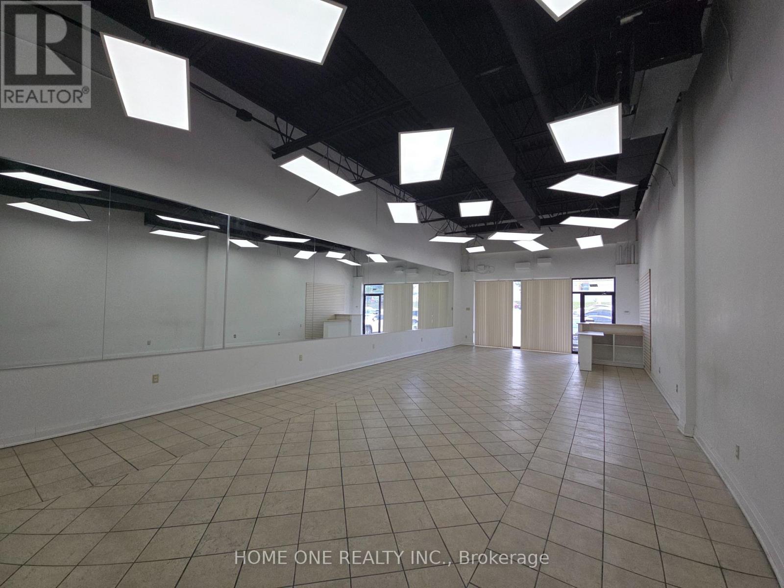 3616 Victoria Park Avenue Property Photo 8