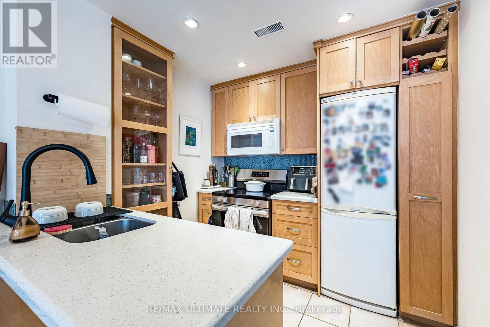 14 - 11 Niagara Street Property Photo 21