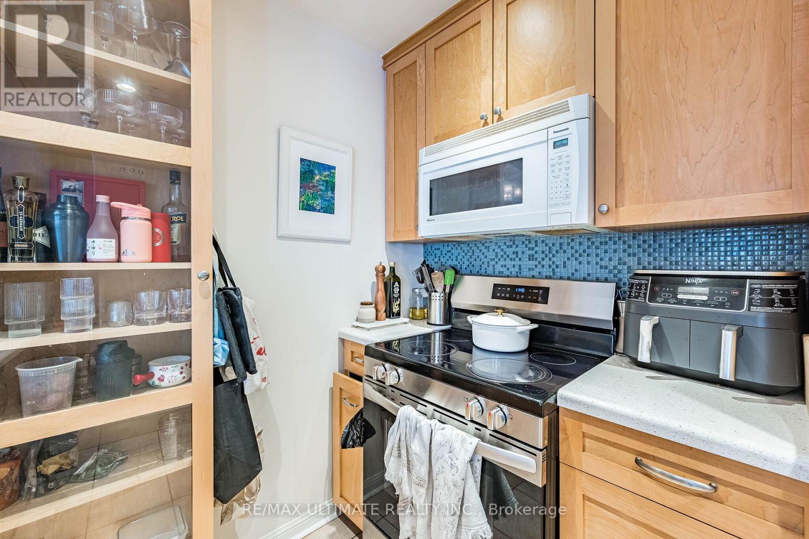 14 - 11 Niagara Street Property Photo 23