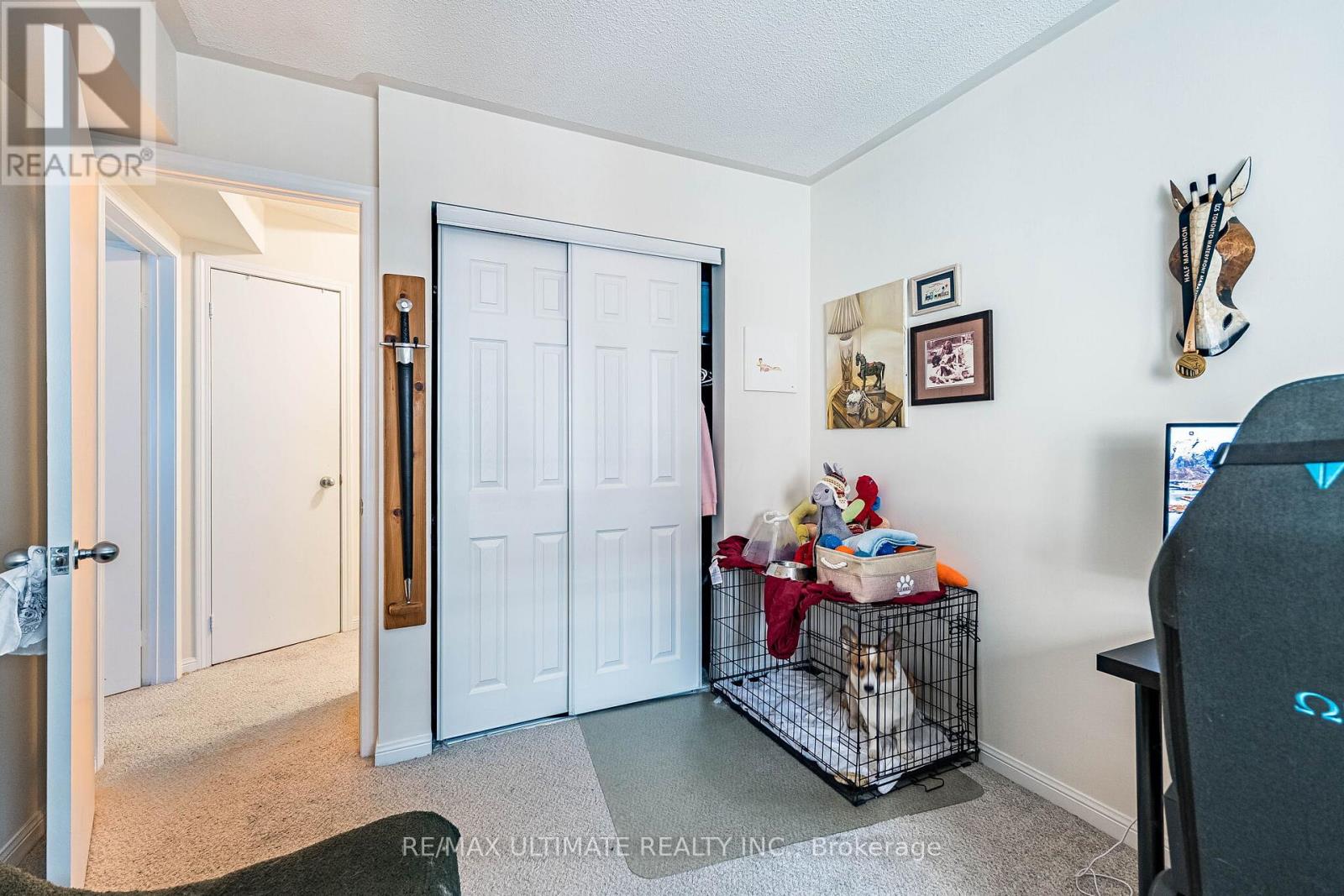 14 - 11 Niagara Street Property Photo 36