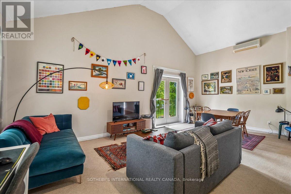 161 Winchester Street Property Photo 25