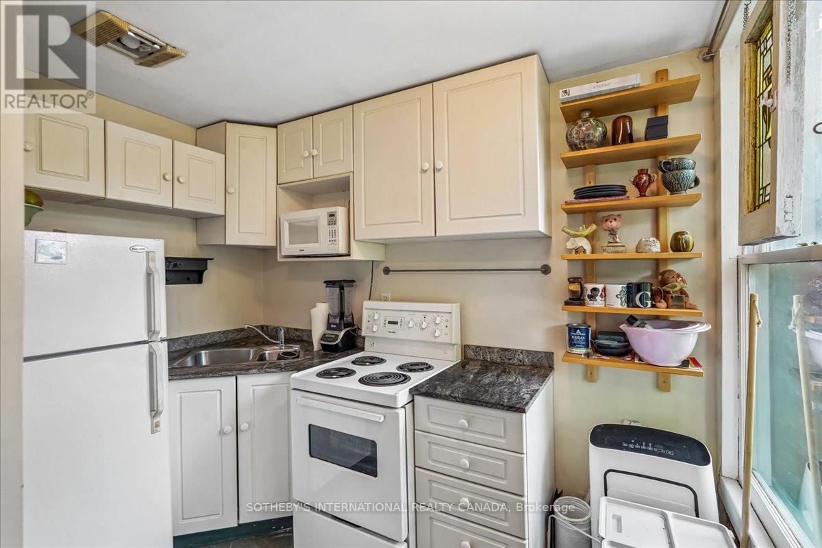 161 Winchester Street Property Photo 33