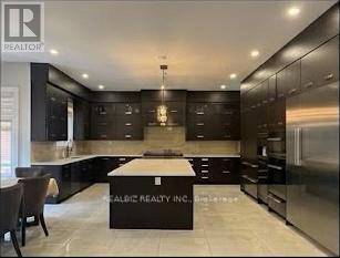 39 Hemford Crescent Property Photo 5