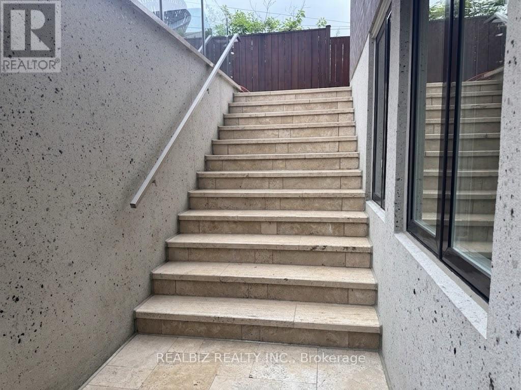 39 Hemford Crescent Property Photo 23