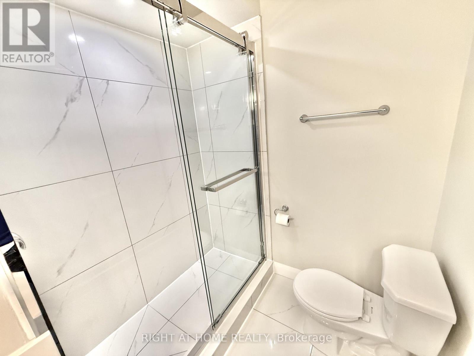 24 - 7 Vale Carse Way Property Photo 24