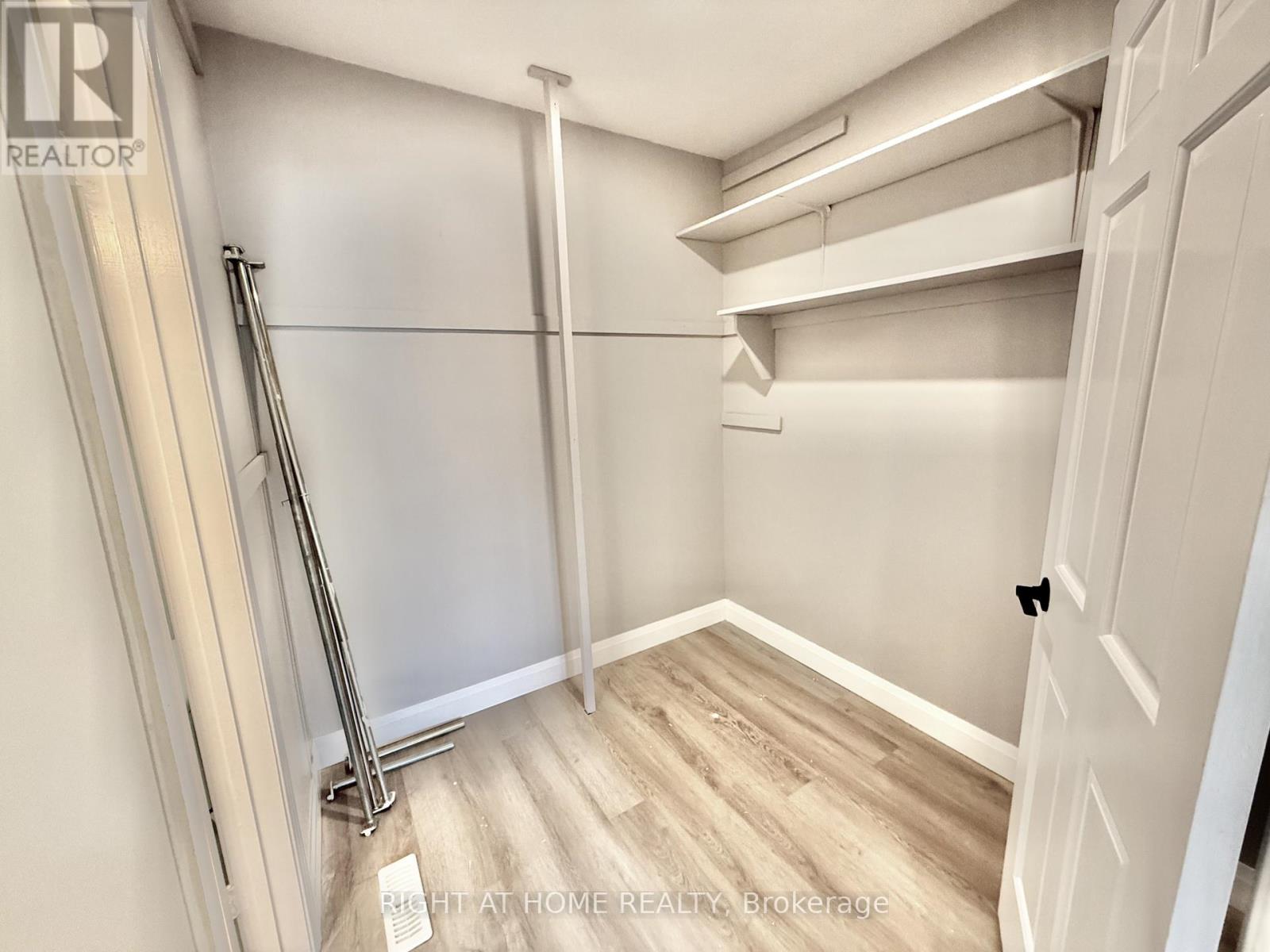 24 - 7 Vale Carse Way Property Photo 26