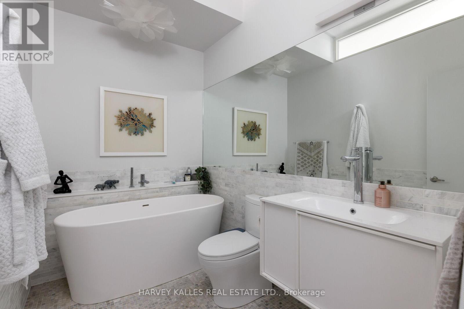 304 - 287 Richmond Street E Property Photo 26