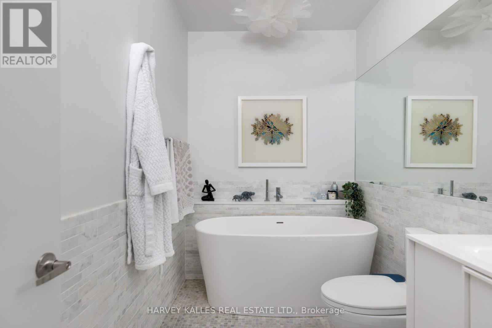304 - 287 Richmond Street E Property Photo 27
