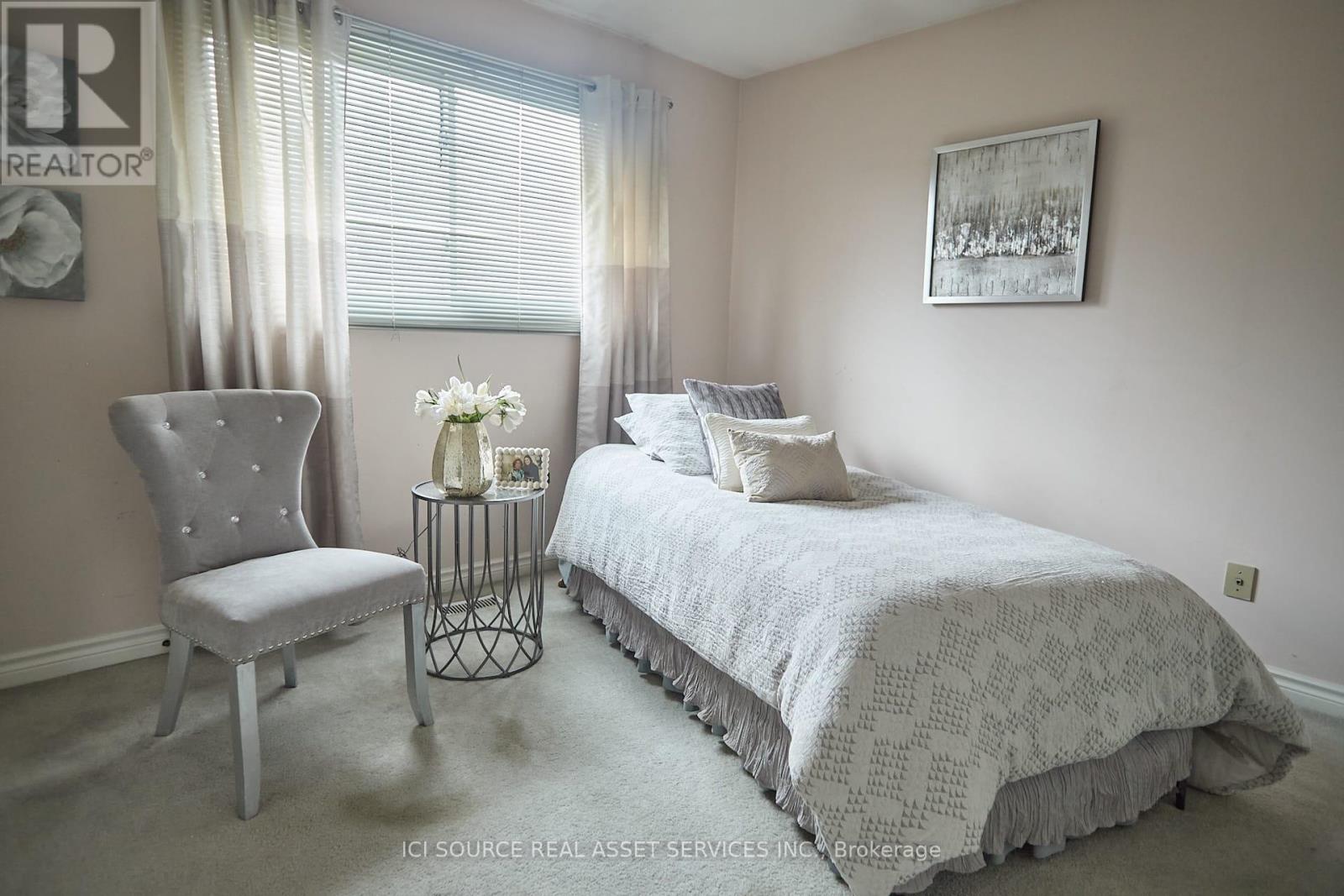 104 Almore Avenue Property Photo 10