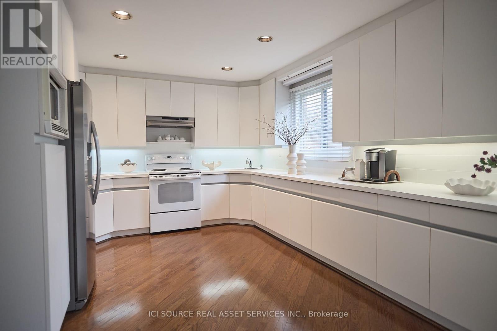 104 Almore Avenue Property Photo 21