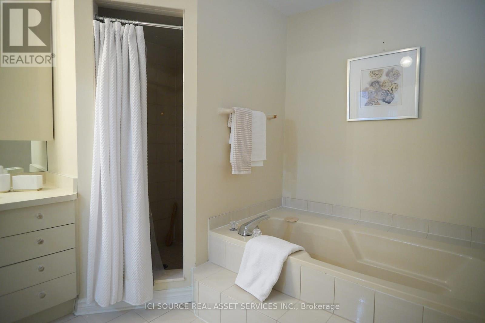 104 Almore Avenue Property Photo 23