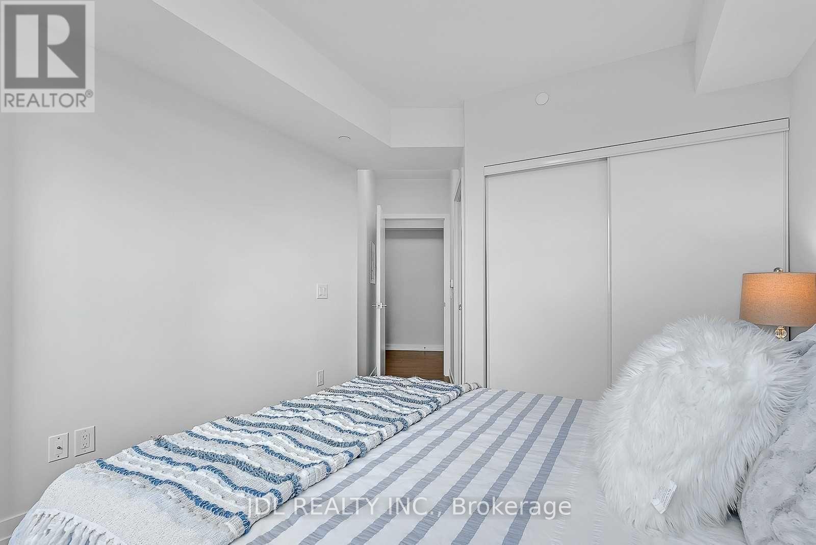 1308 - 159 Wellesley Street E Property Photo 16