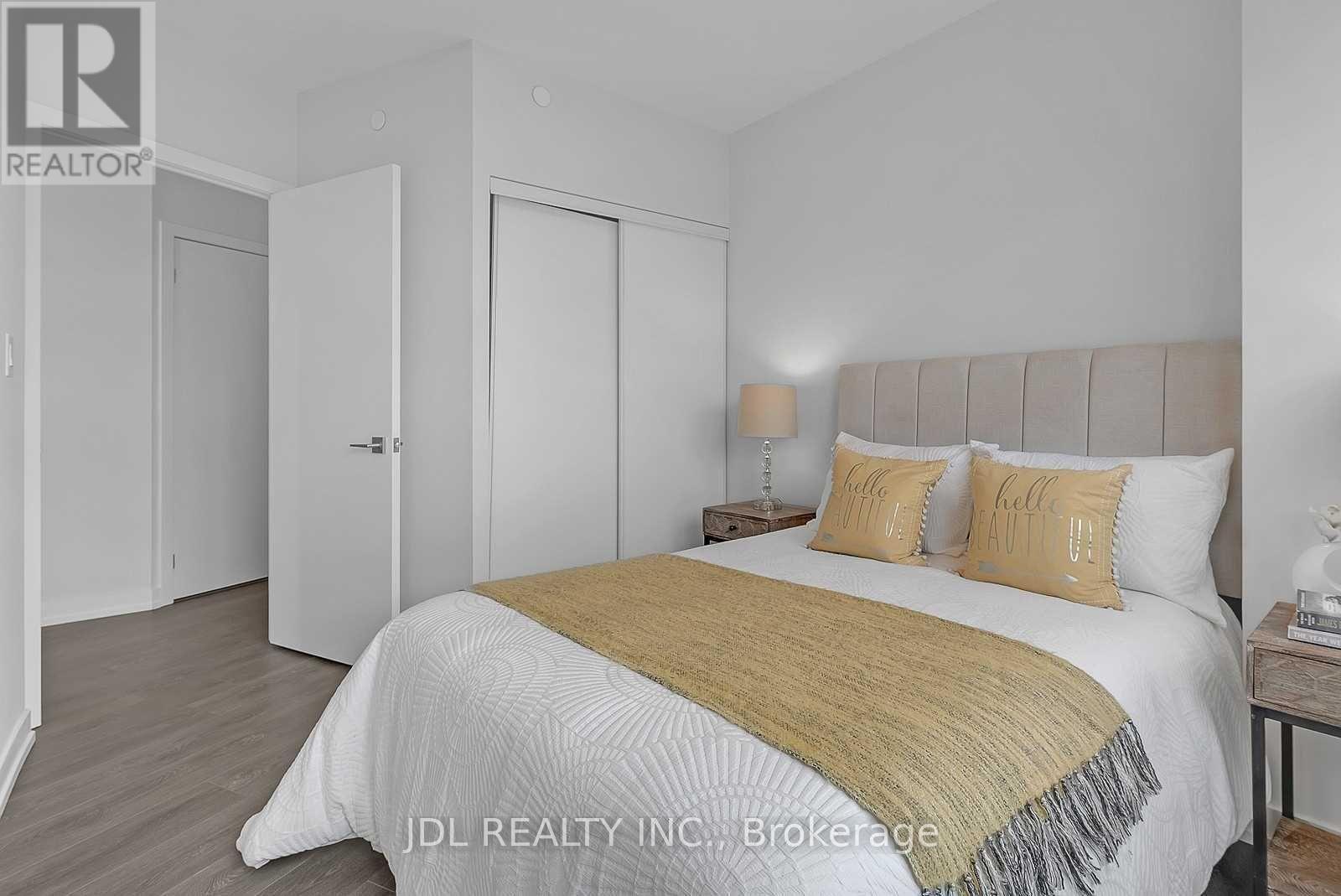 1308 - 159 Wellesley Street E Property Photo 18