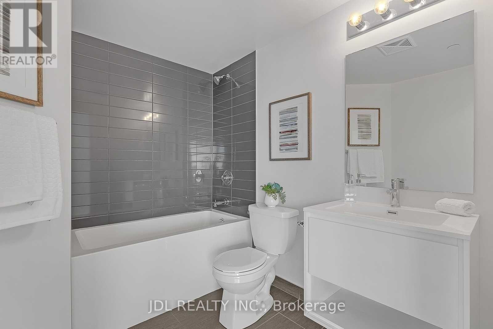 1308 - 159 Wellesley Street E Property Photo 23