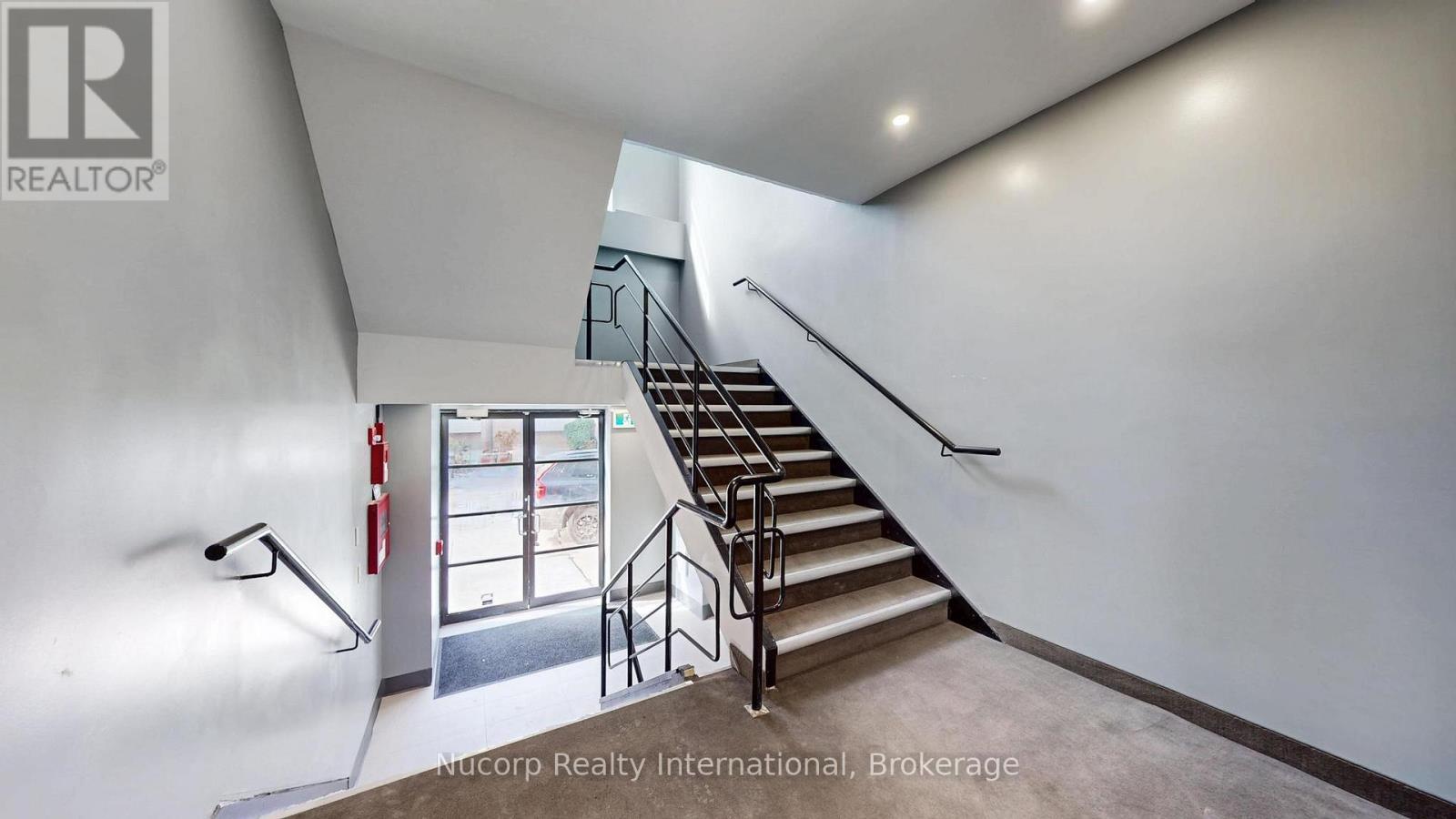 8 Eastern Avenue Property Photo 9