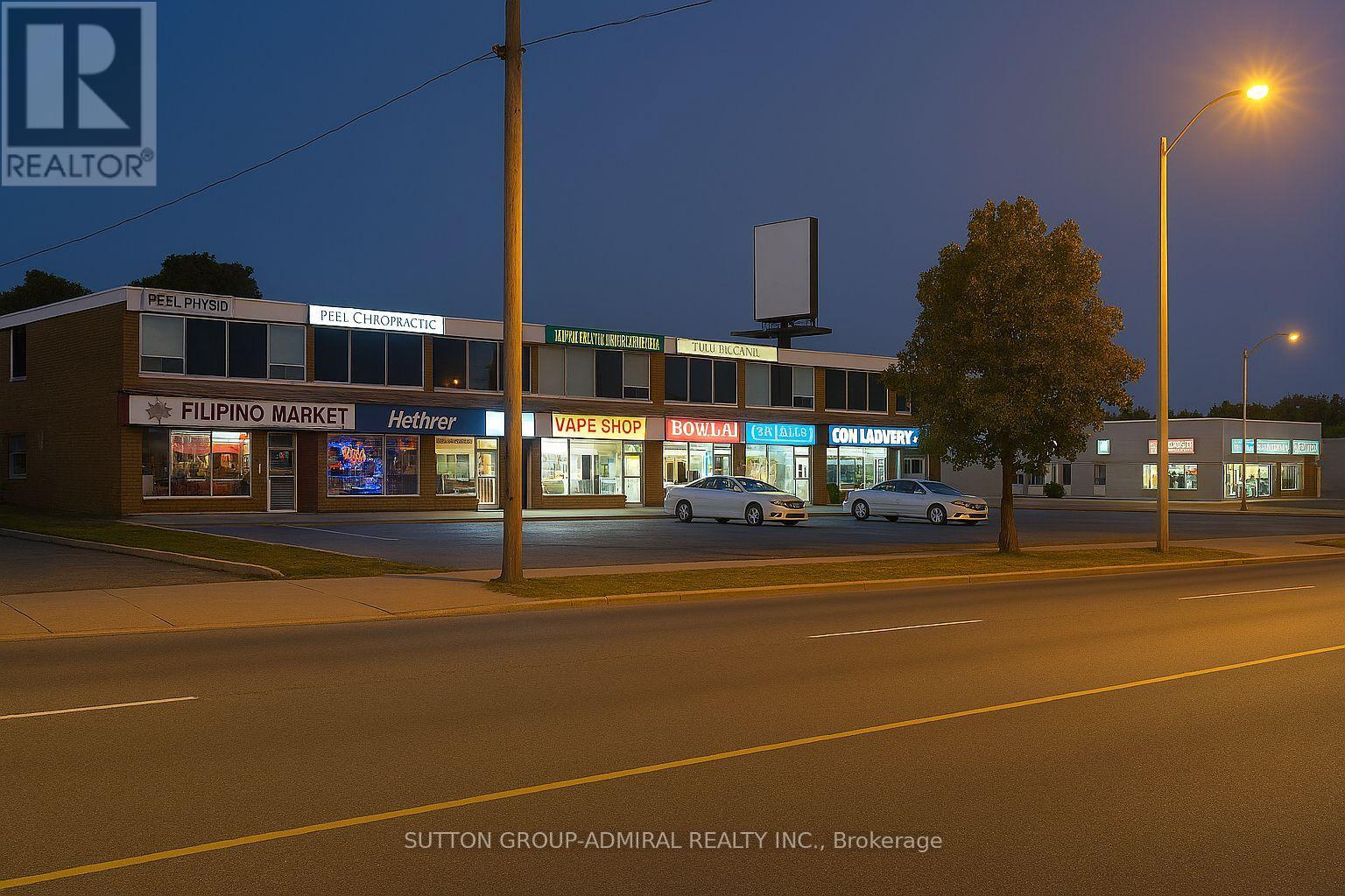 3 - 4949 BATHURST STREET