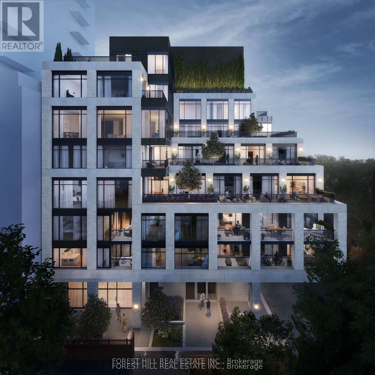 #7a - 2010 Bathurst Street Property Photo 6