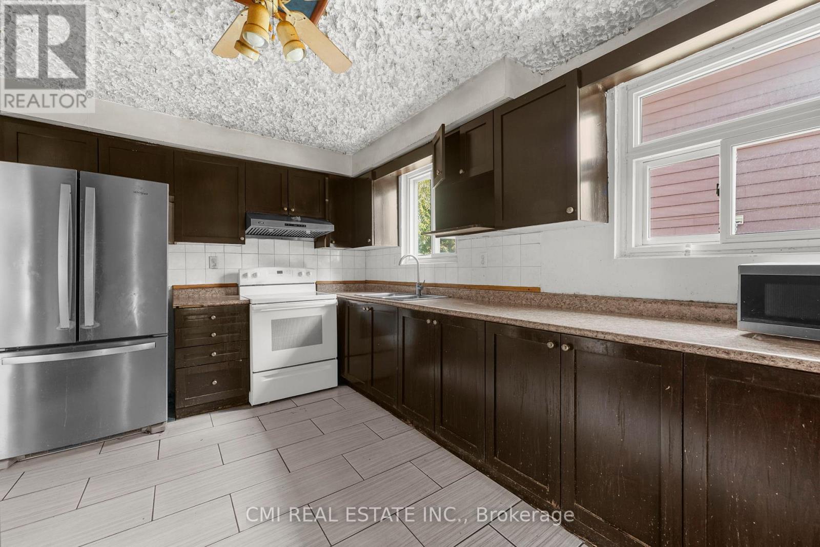 50 Apache Trail Property Photo 16