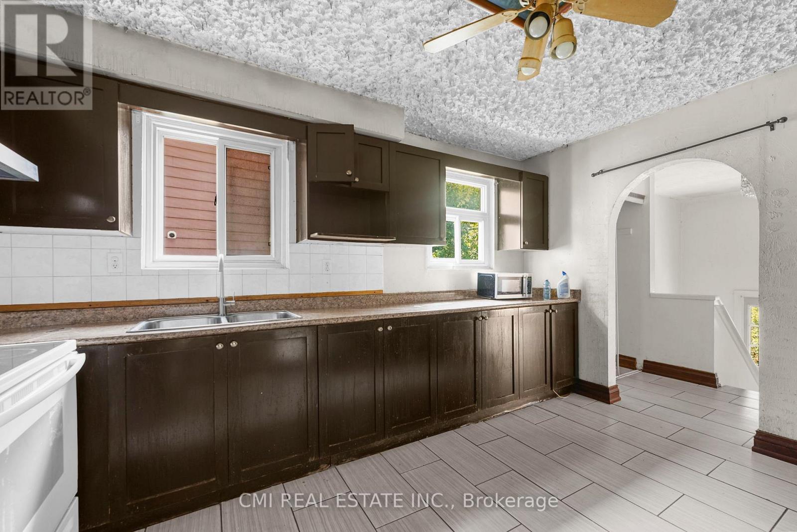 50 Apache Trail Property Photo 17