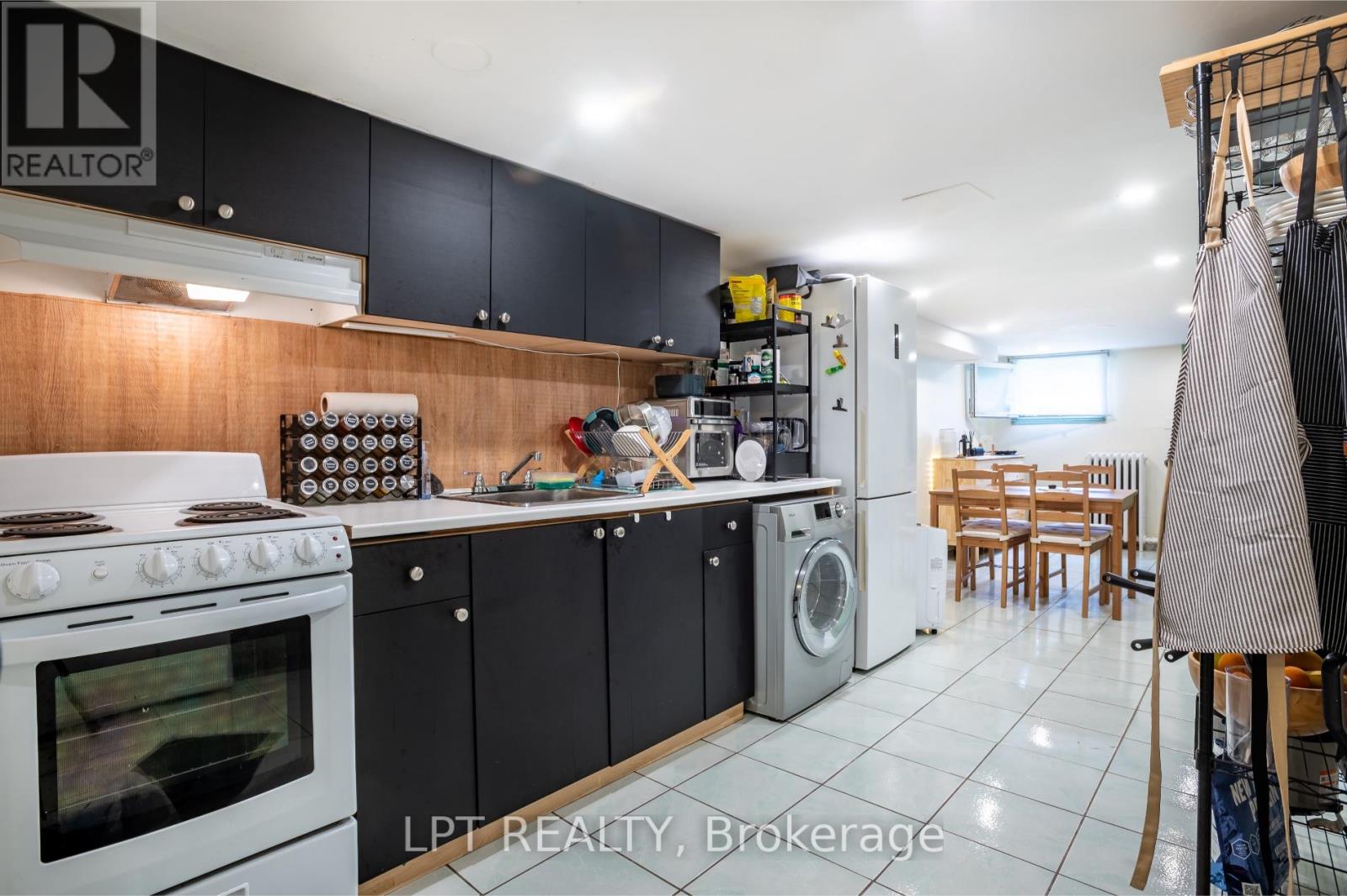 541 Vaughan Road Property Photo 18