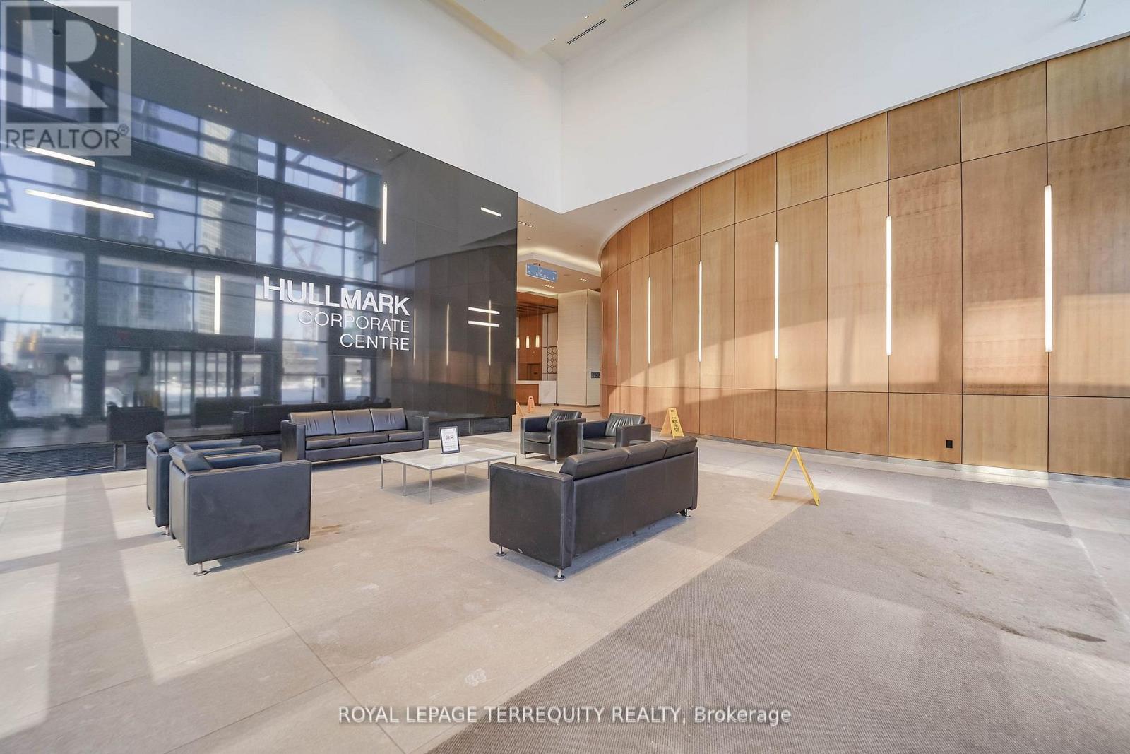 312 - 4789 Yonge Street Property Photo 4