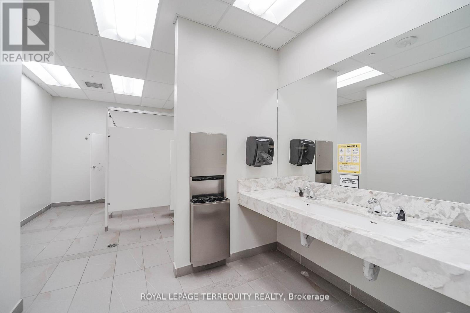 312 - 4789 Yonge Street Property Photo 14