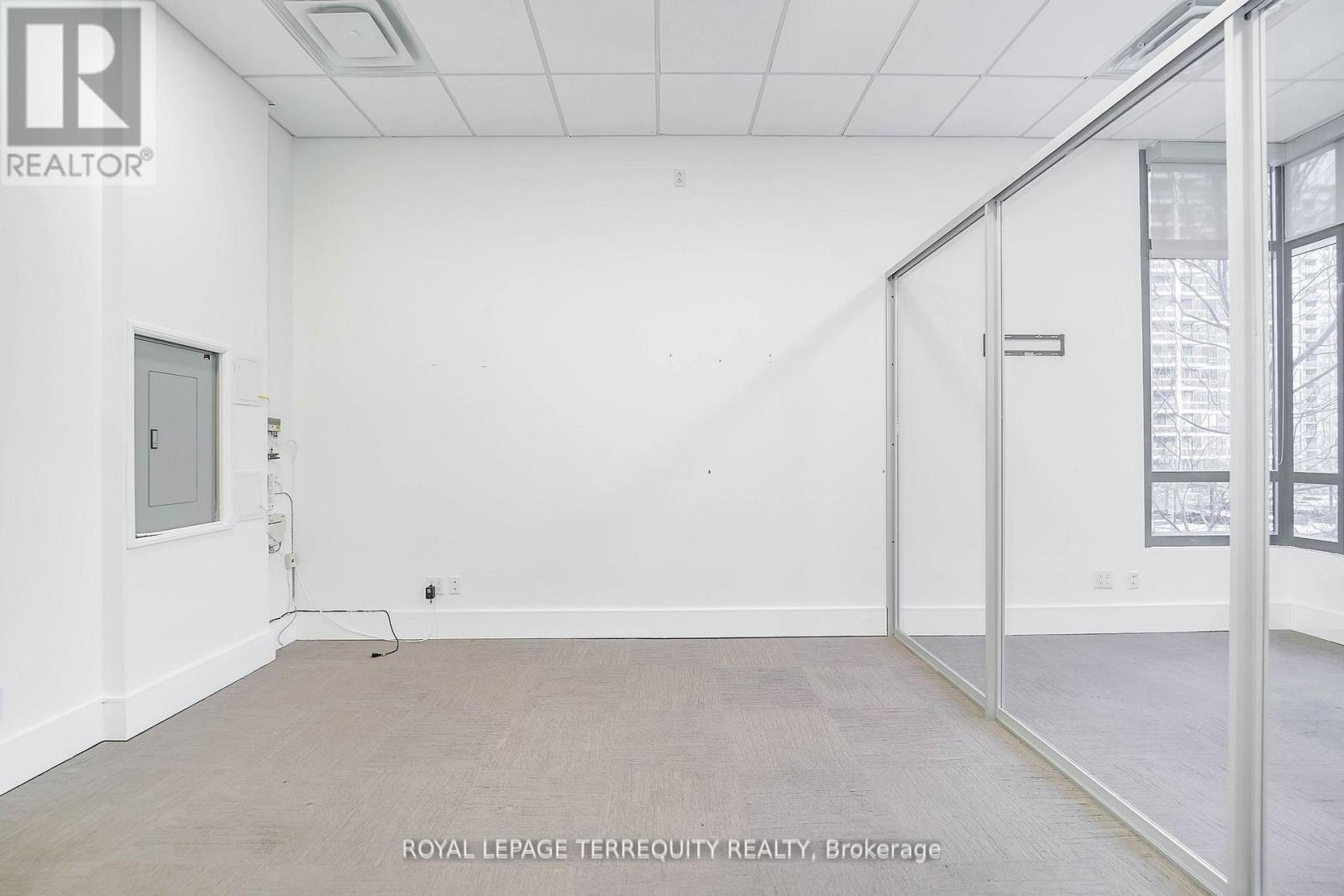 312 - 4789 Yonge Street Property Photo 15