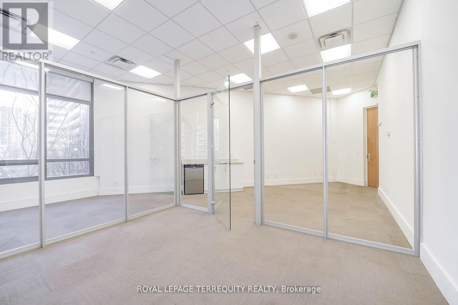 312 - 4789 Yonge Street Property Photo 18