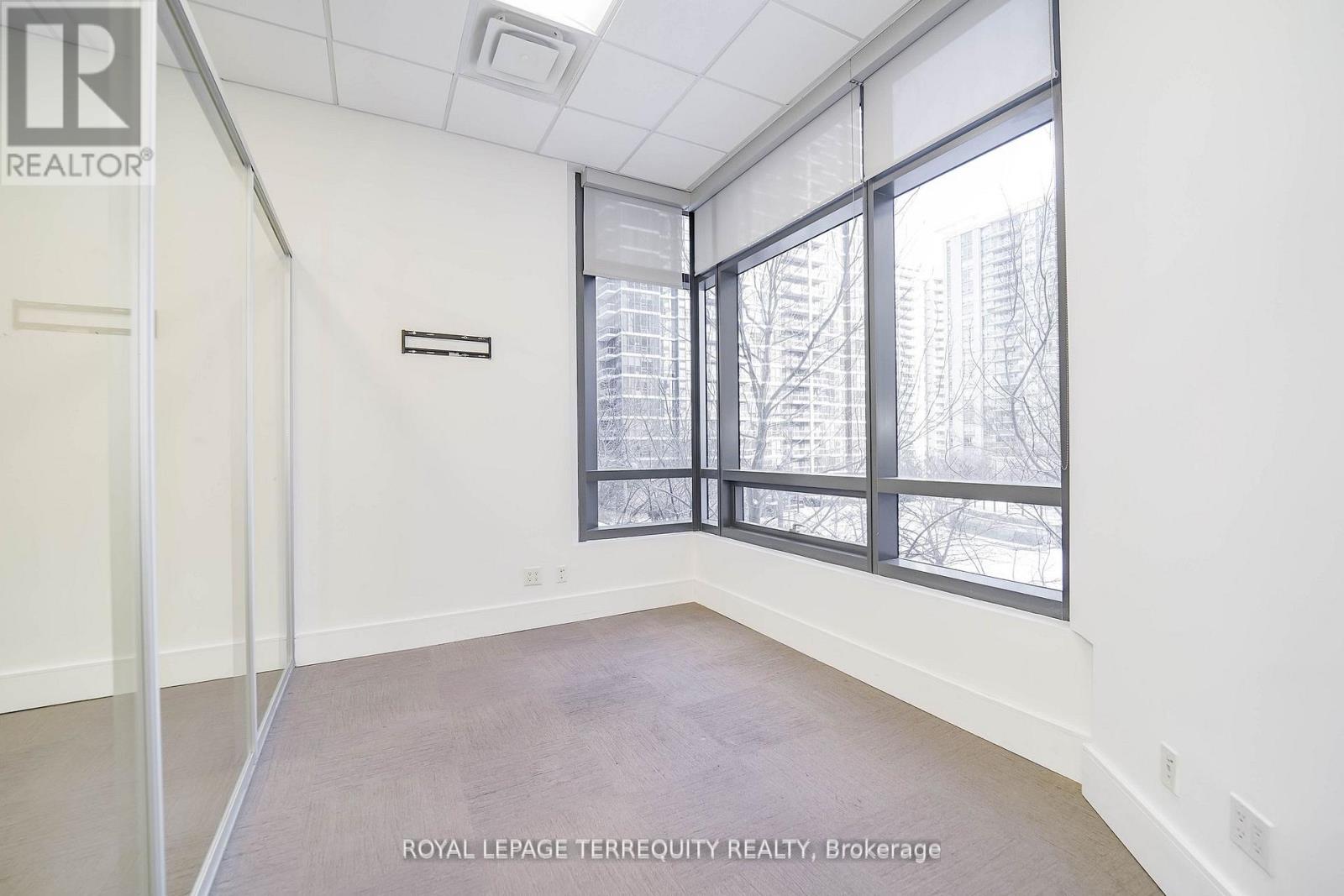 312 - 4789 Yonge Street Property Photo 23