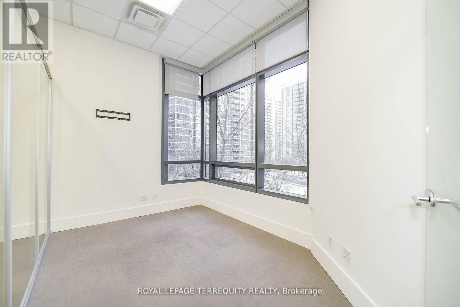 312 - 4789 Yonge Street Property Photo 24