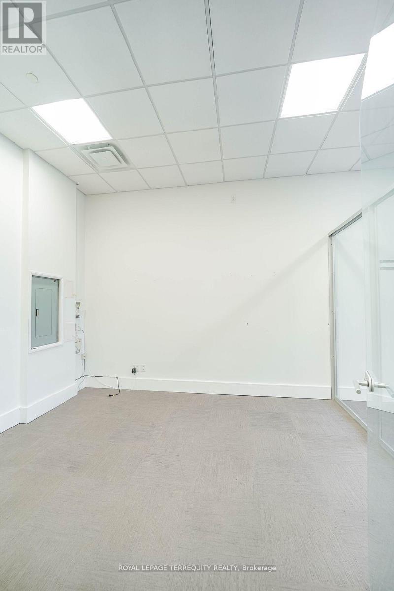 312 - 4789 Yonge Street Property Photo 28