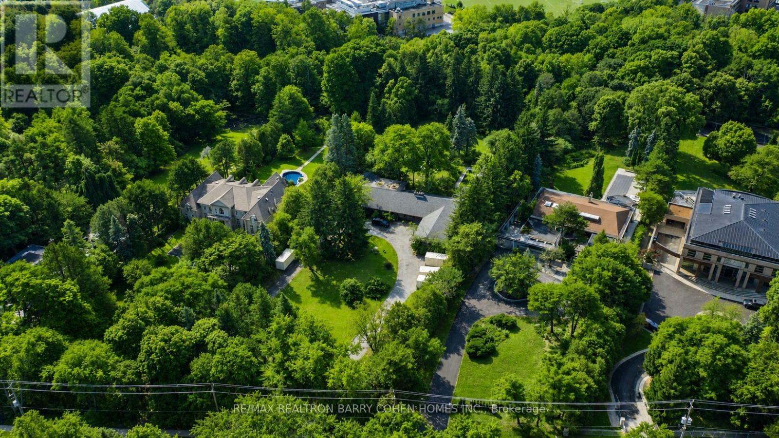 14 PARK LANE CIRCLE