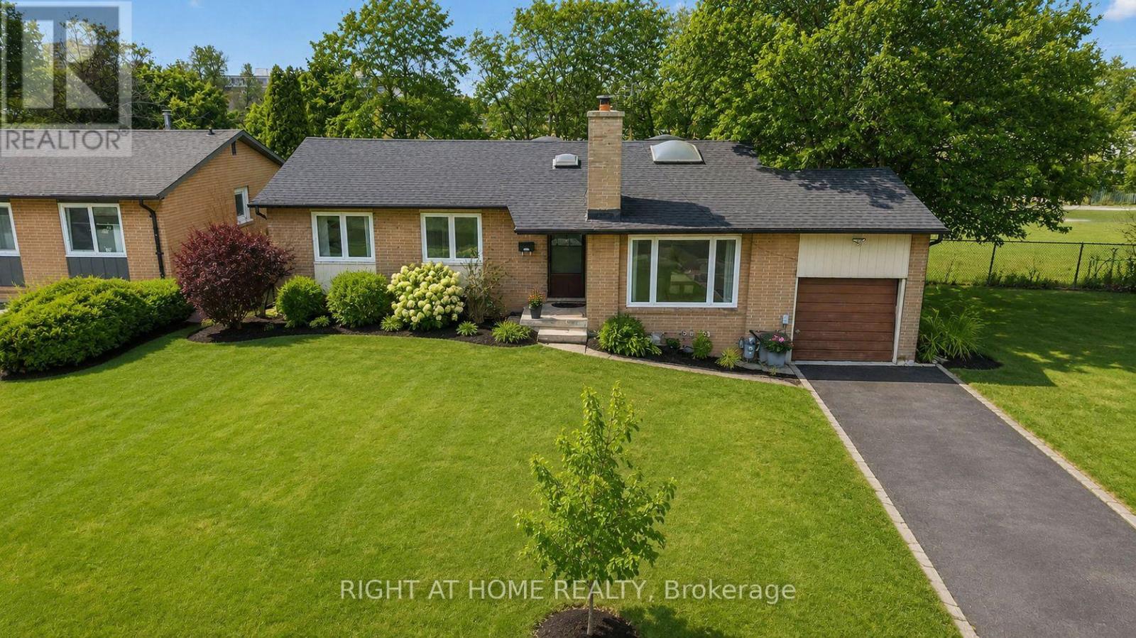 30 PTARMIGAN CRESCENT