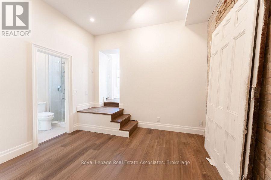 54 Stewart Street Property Photo 8
