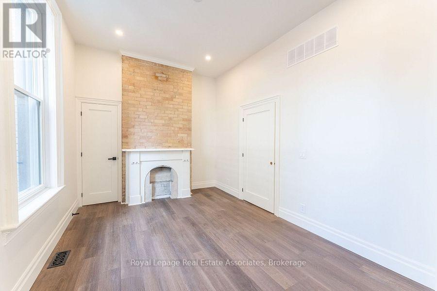 54 Stewart Street Property Photo 28