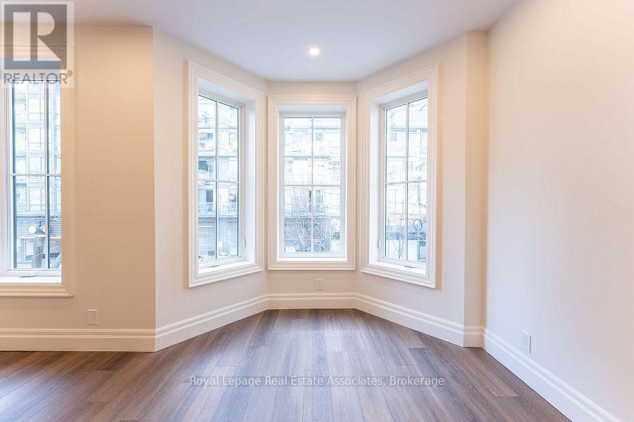 54 Stewart Street Property Photo 32