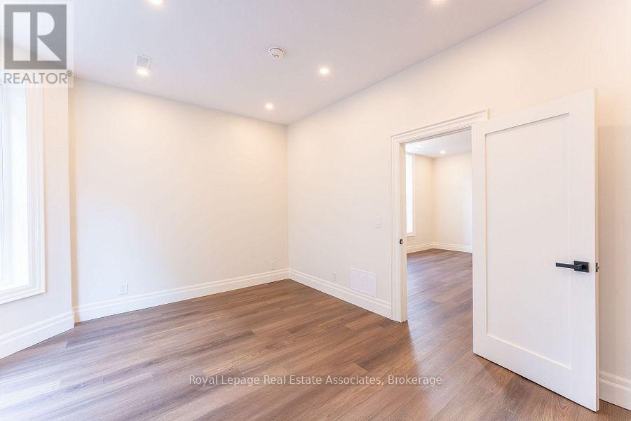 54 Stewart Street Property Photo 35